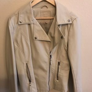 Max Studio Faux Leather Jacket Size Large.